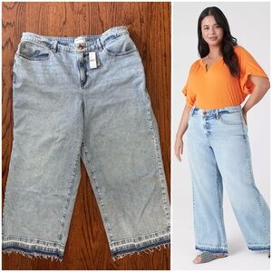 Women's Light Blue Jeans